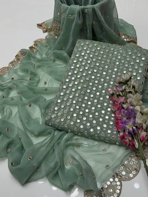 Hiba Bukhari Most Trending Design Baroque Formal SALINA Chiffon